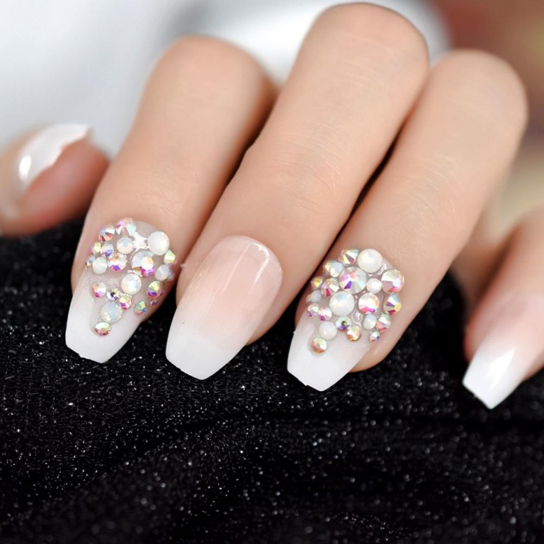 Tendências de unhas decoradas para o carnaval: como fazer e dicas