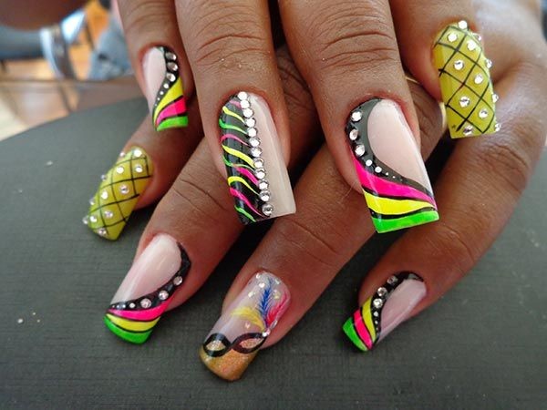 Tendências de unhas decoradas para o carnaval: como fazer e dicas