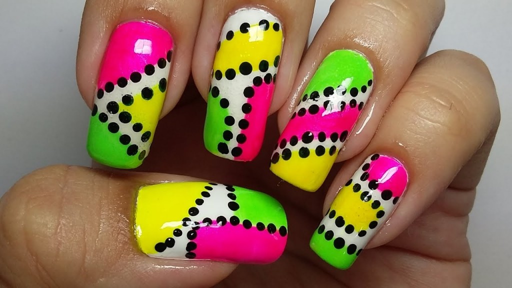 Tendências de unhas decoradas para o carnaval: como fazer e dicas