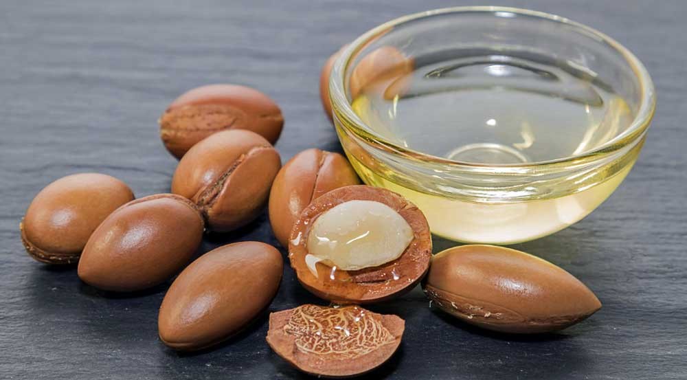 Óleo de argan ajuda a tratar rugas e o envelhecimento: veja os 6 benefícios