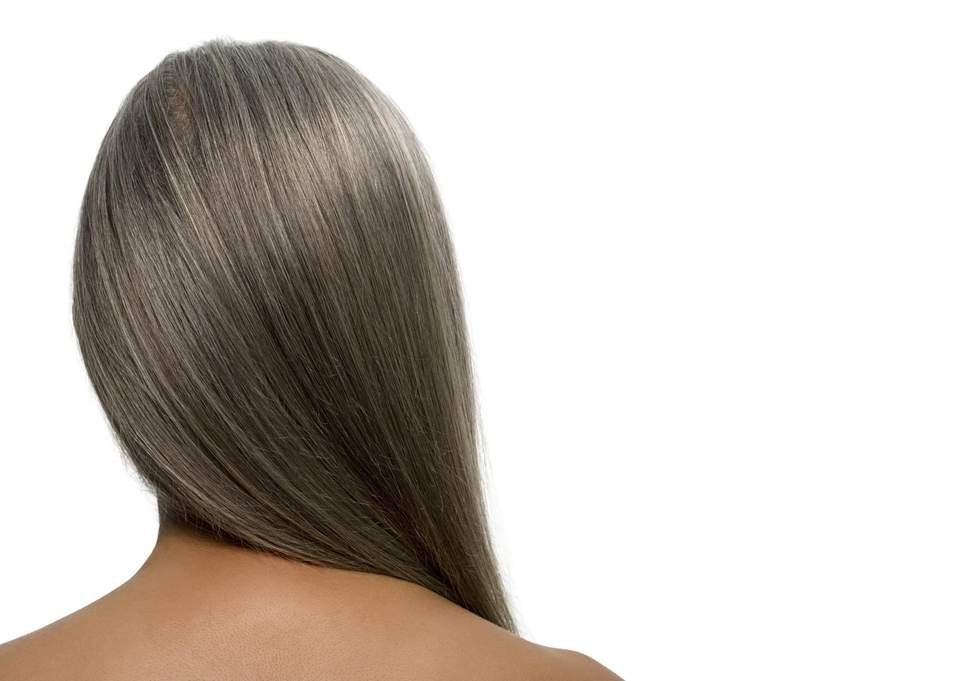 Envelhecimento do cabelo: o que fazer, dicas, como evitar e tratamentos