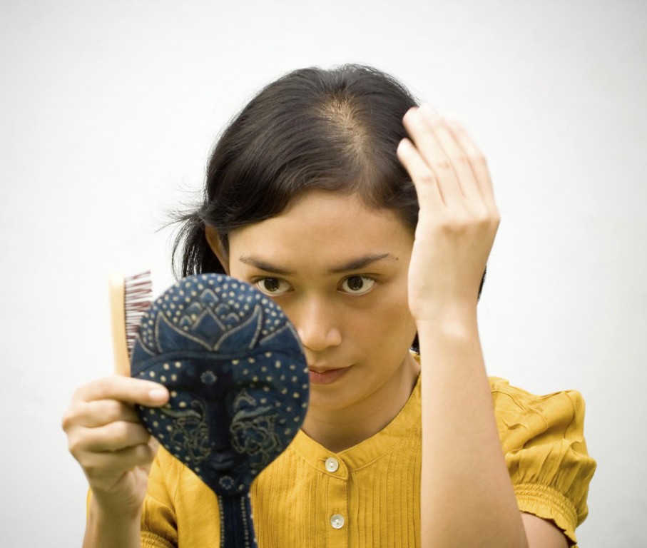 Envelhecimento do cabelo: o que fazer, dicas, como evitar e tratamentos