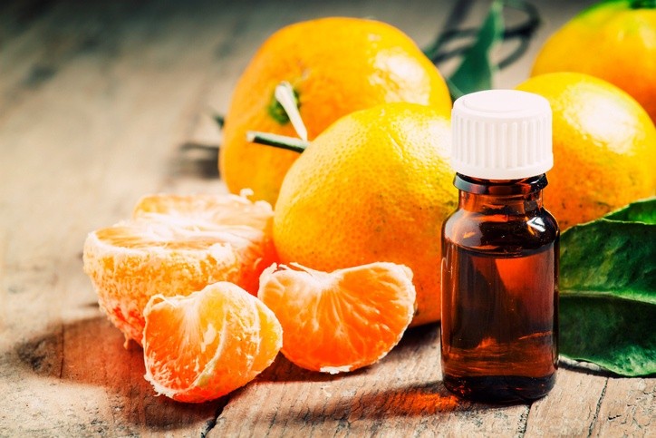 Óleo de tangerina acalma inflamações, é bom para pele: veja os 9 benefícios