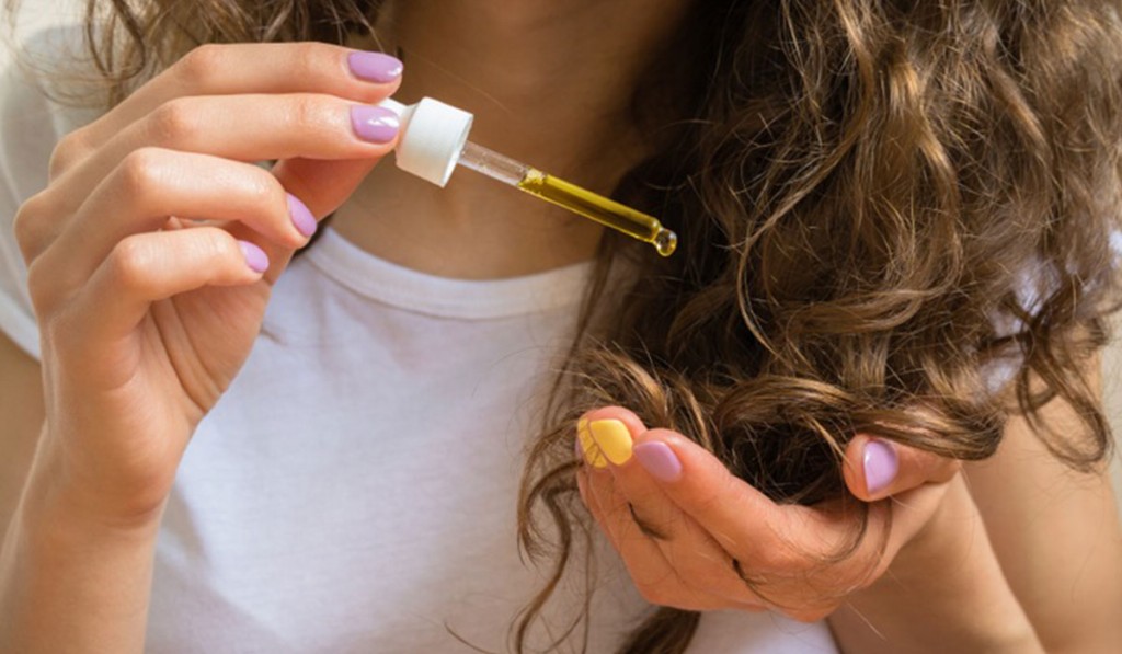 Óleo de amaranto para o cabelo: como usar, receitas, benefícios e malefícios