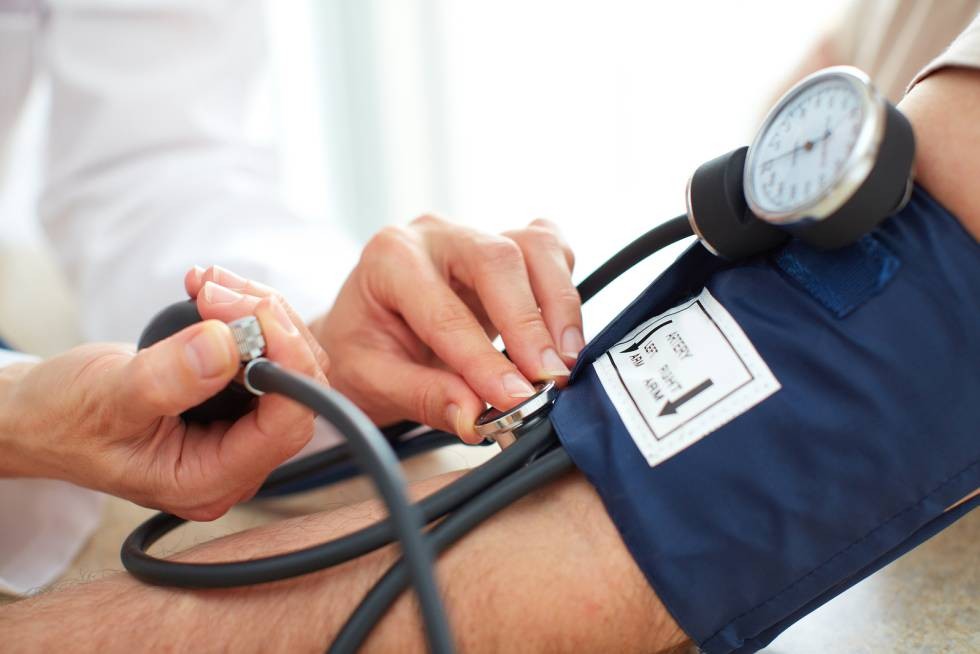 4 dicas para curar a hipertensão rapidamente: passo a passo