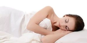 dormir bem ajuda a perder peso