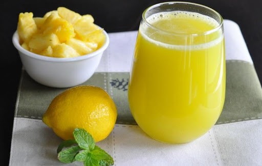 Batido de abacaxi e limão para emagrecer: como fazer e receitas